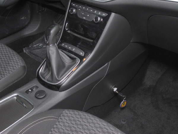 Opel Astra K váltózár