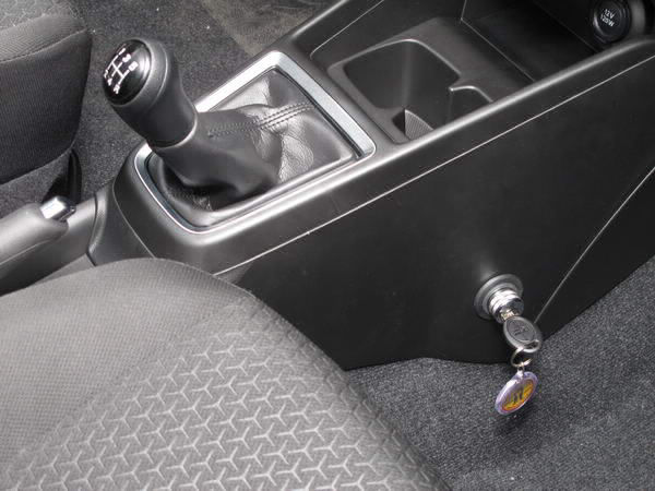 Suzuki Swift VI. sebességváltózár